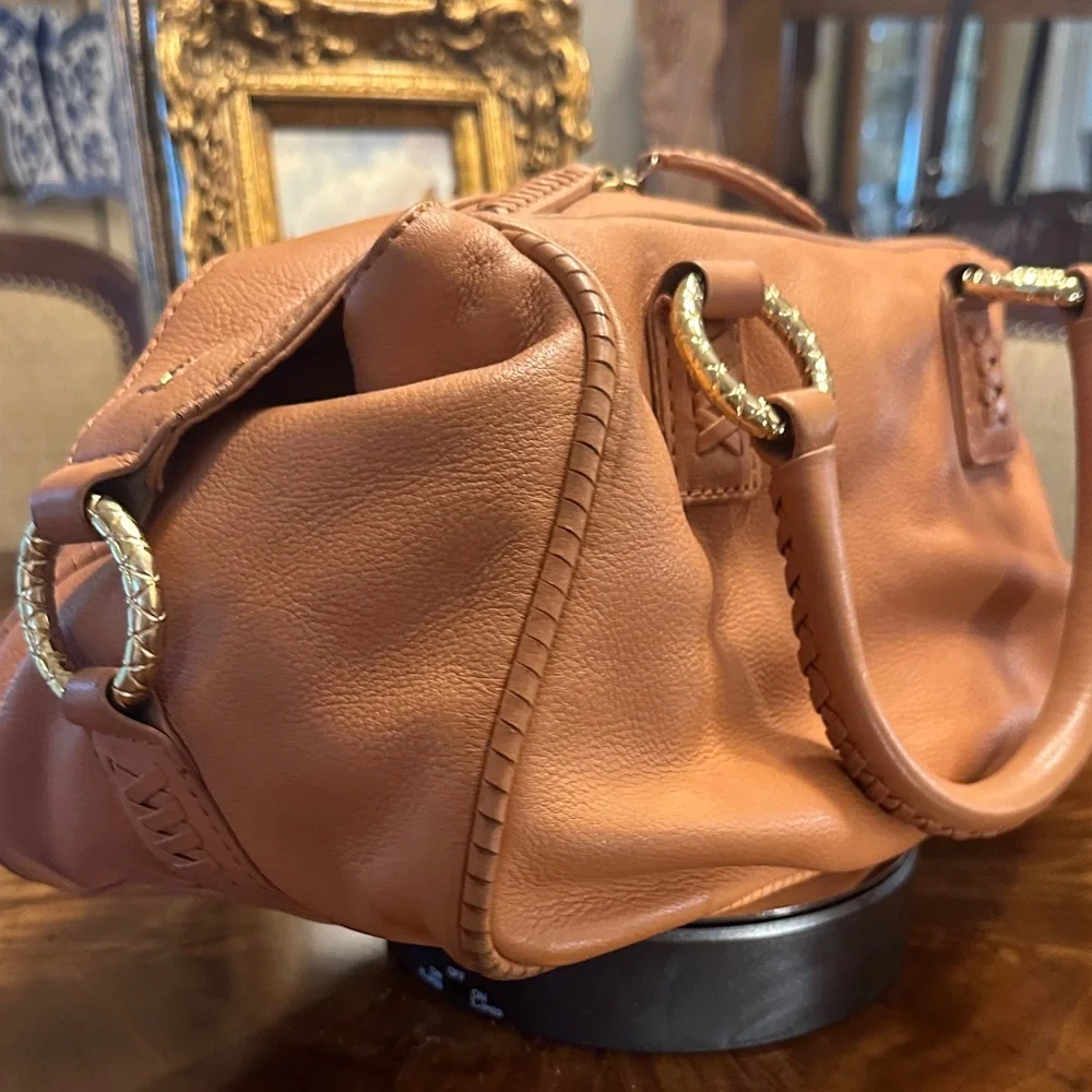 Sexy camel Tan Leather Handbag - Picture 3 of 17